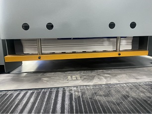 Auto Anti-Collision System Toavoid Damage